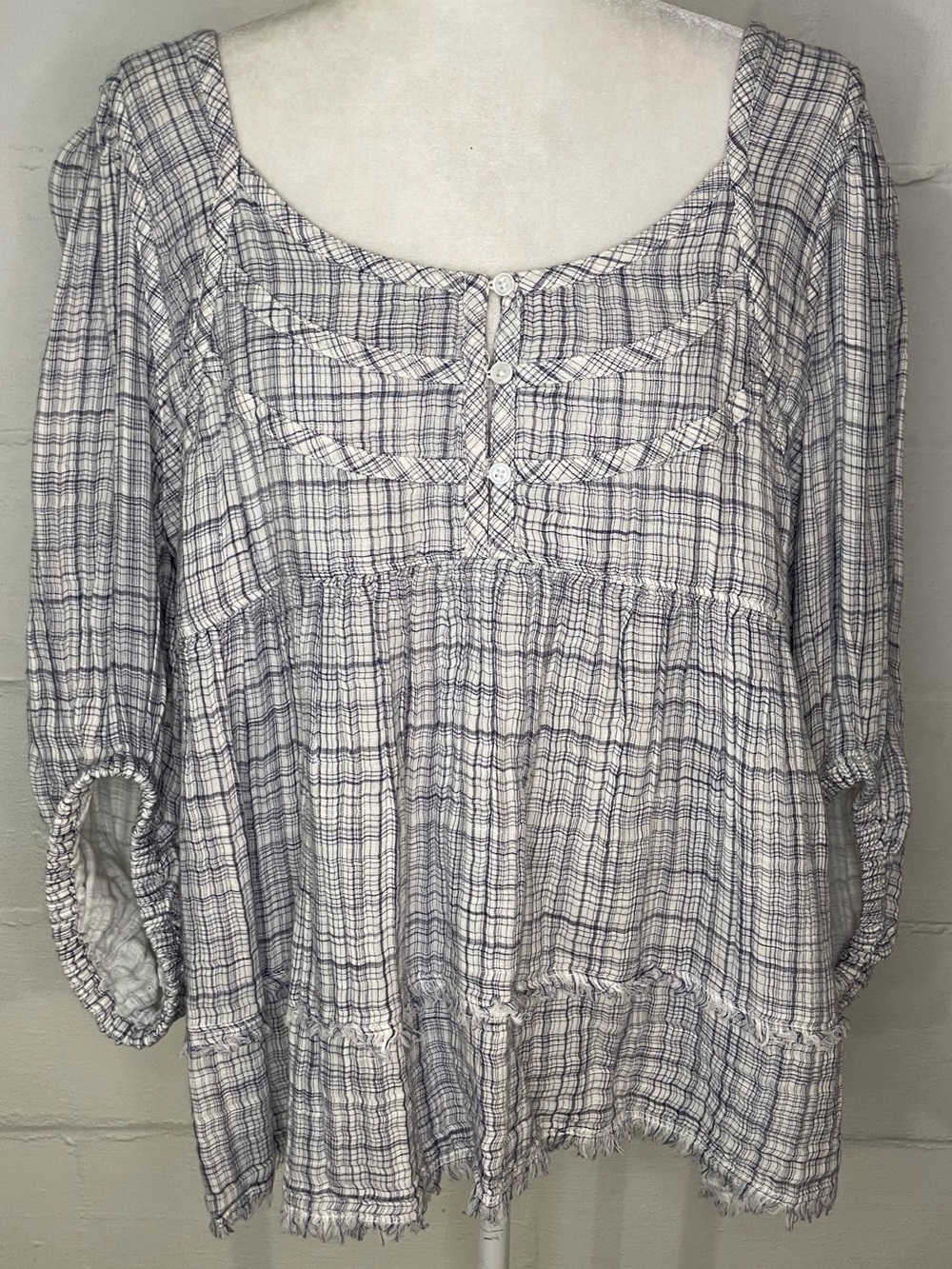 True Craft White and Blue Plaid Tunic Top
